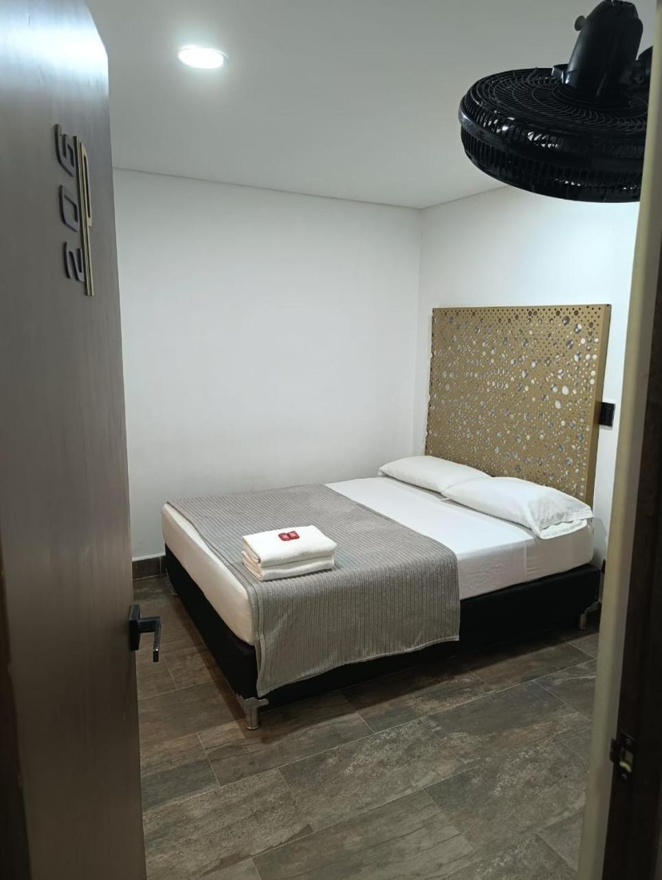 Hotel Prestige Medellín Eksteriør bilde