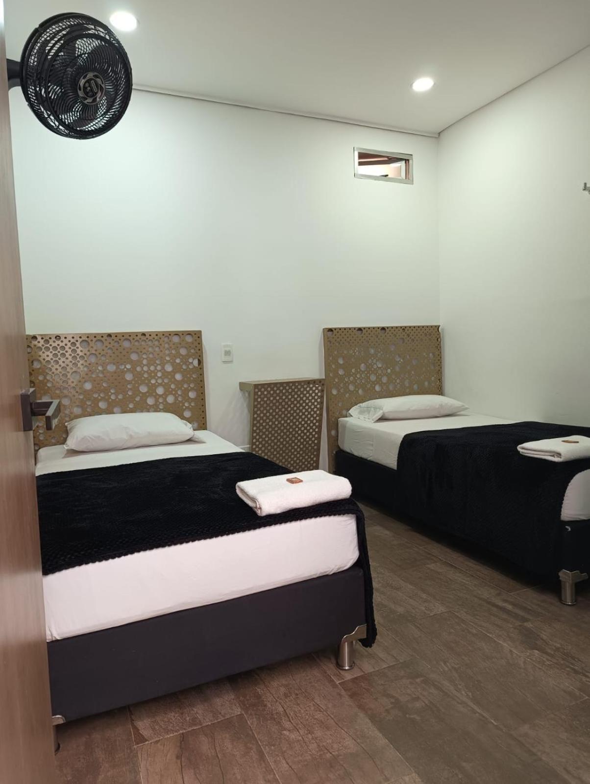 Hotel Prestige Medellín Eksteriør bilde