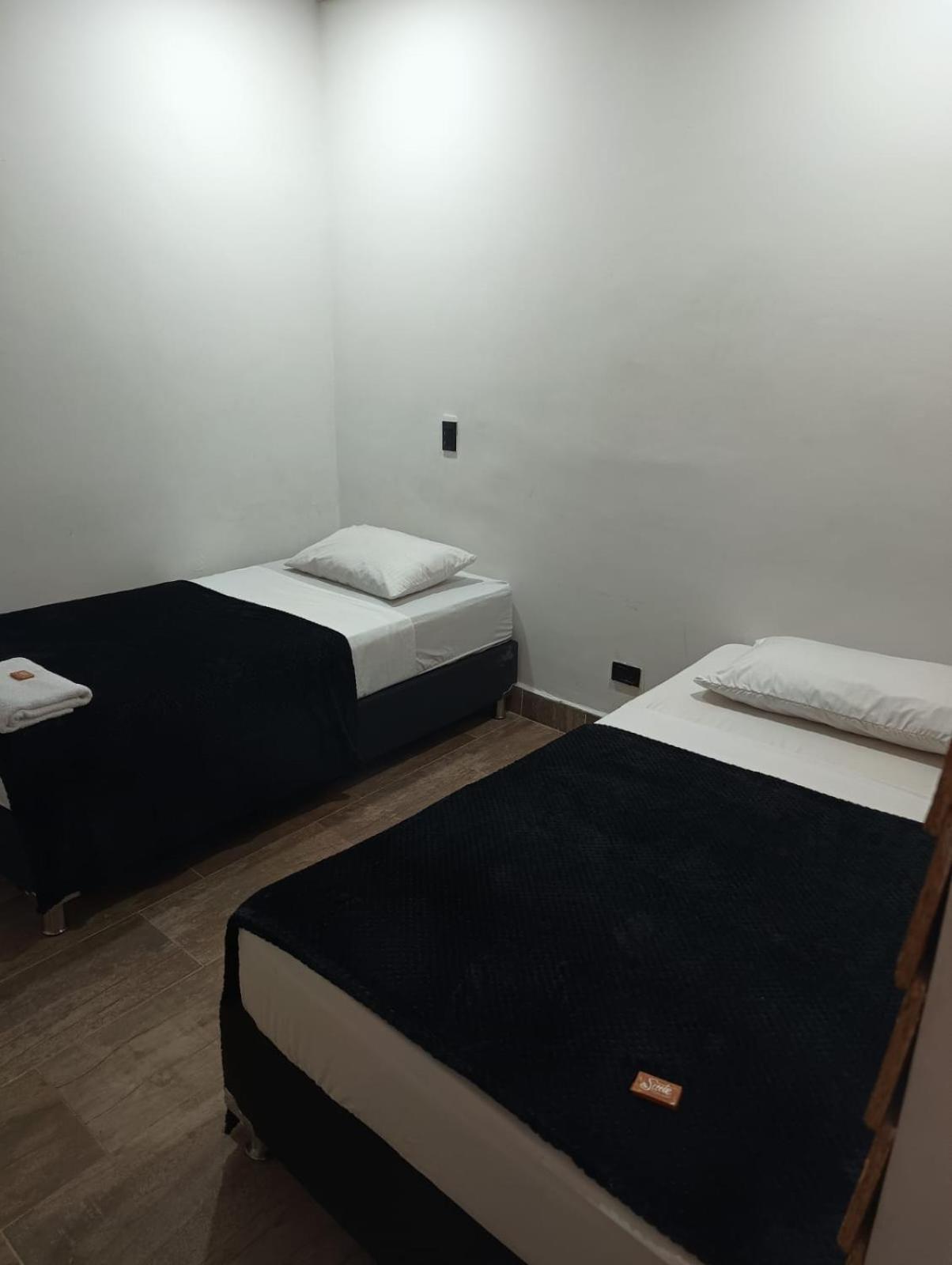 Hotel Prestige Medellín Eksteriør bilde