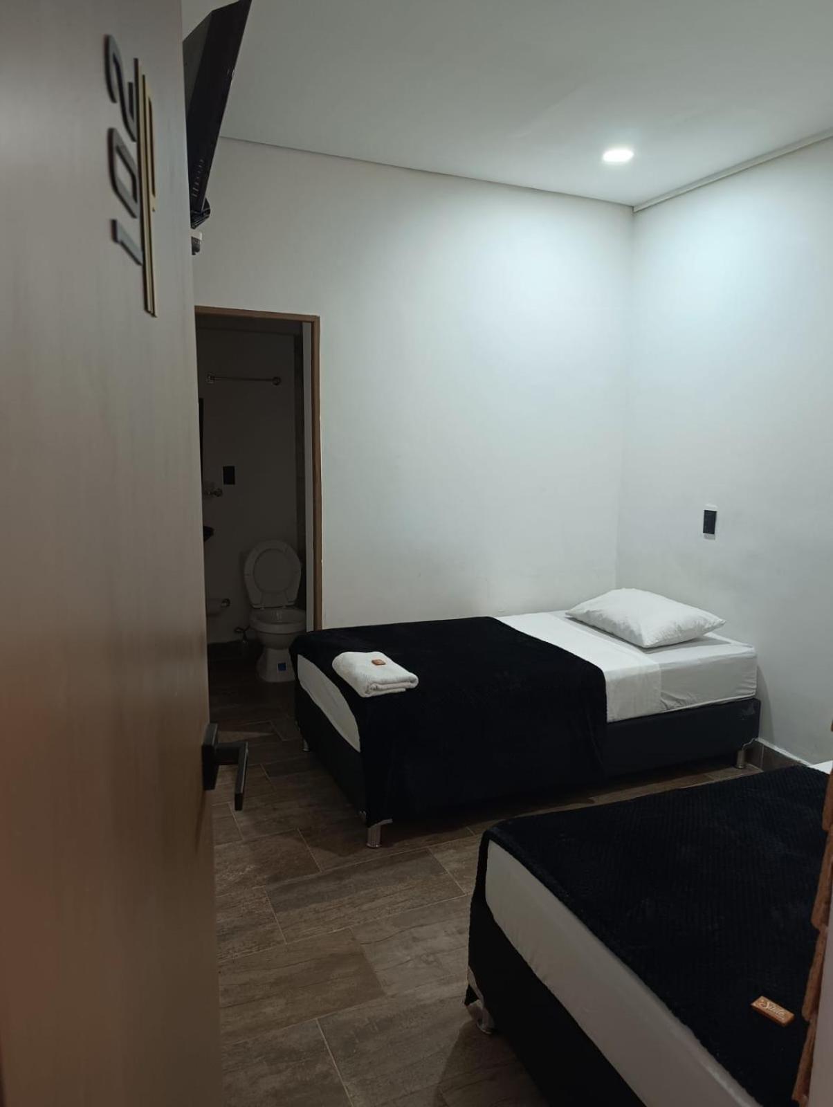 Hotel Prestige Medellín Eksteriør bilde